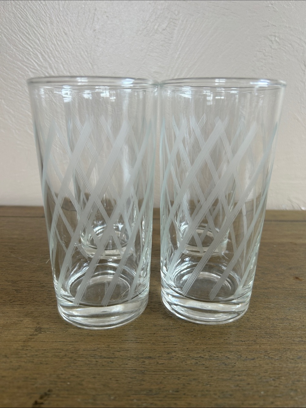 Vintage Mid Century Modern American Etched Clear Highball Glasses - Set of 4.